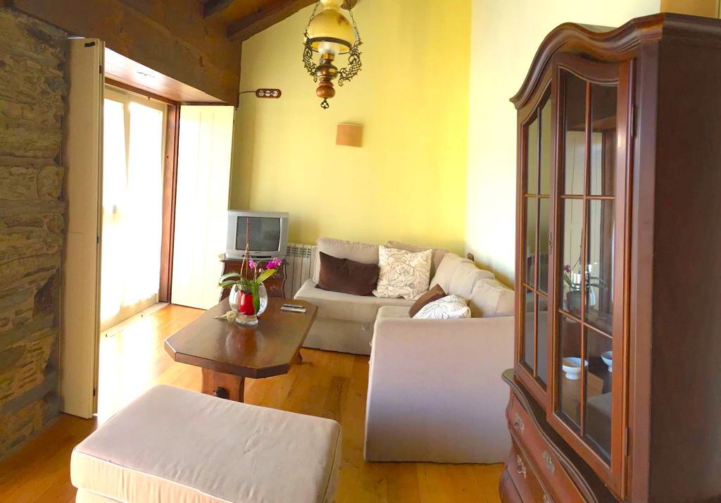 Vila Peregrina Castaneda  Exterior photo
